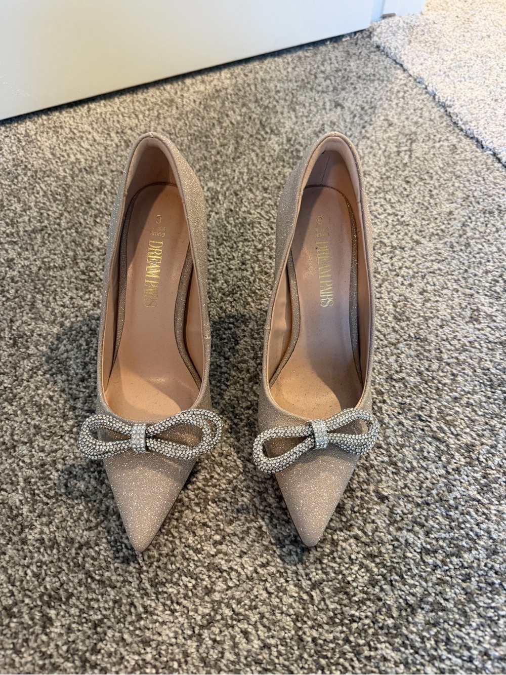 Dream Pairs Blush Glitter Pointed Toe Pumps with Crystal Bow